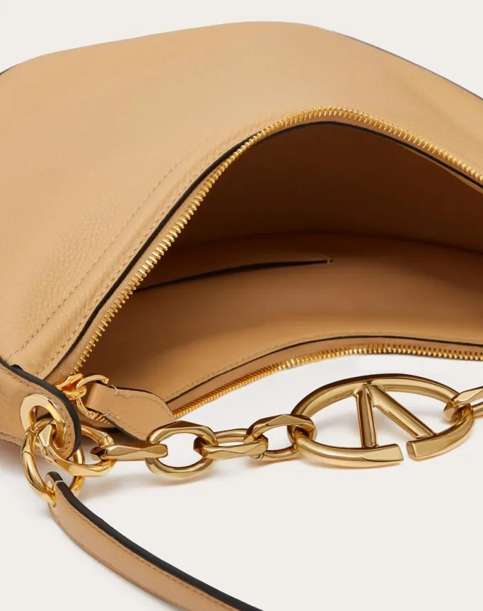 Valentino Shoulder Bags Woman Small Vlogo Moon Hobo Bag In Grainy Calfskin With Chain For Woman In Ivory Ivory Valentino Shoulder Bags Woman Small Vlogo Moon Hobo Bag In Grainy Calfskin With Chain For Woman In Ivory Ivory