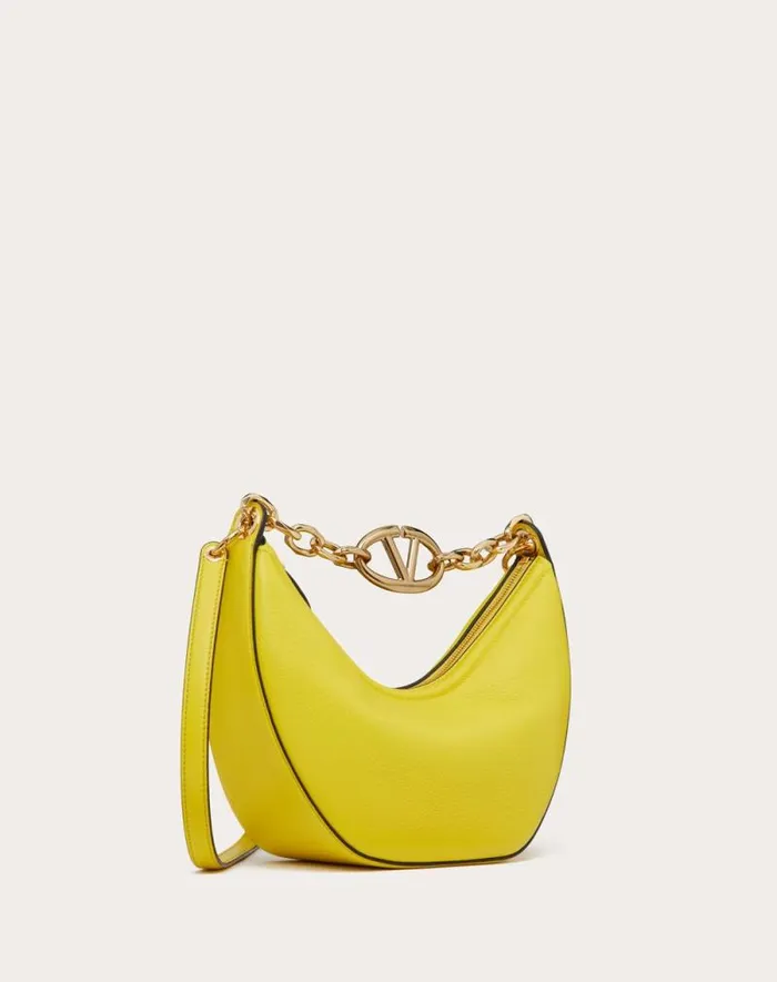 Valentino Shoulder Bags Woman Small Vlogo Moon Hobo Bag In Grainy Calfskin With Chain For Woman In Ivory Ivory Valentino Shoulder Bags Woman Small Vlogo Moon Hobo Bag In Grainy Calfskin With Chain For Woman In Ivory Ivory