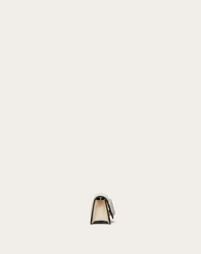 Valentino Shoulder Bags Woman Valentino Garavani Loc Micro Bag With Chain And Jewel Logo For Woman In Light Ivory Light Ivory Valentino Shoulder Bags Woman Valentino Garavani Loc Micro Bag With Chain And Jewel Logo For Woman In Light Ivory Light Ivory