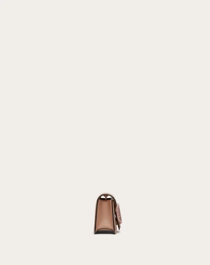 Valentino Shoulder Bags Woman Valentino Garavani Loc Small Shoulder Bag With Jewel Logo For Woman In Rose Cannelle Rose Cannelle Valentino Shoulder Bags Woman Valentino Garavani Loc Small Shoulder Bag With Jewel Logo For Woman In Rose Cannelle Rose Cannelle