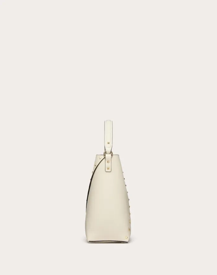 Valentino Shoulder Bags Woman Valentino Garavani Valentino Garavani Rockstud Wispy Calfskin Bucket Bag For Woman In Ivory Ivory