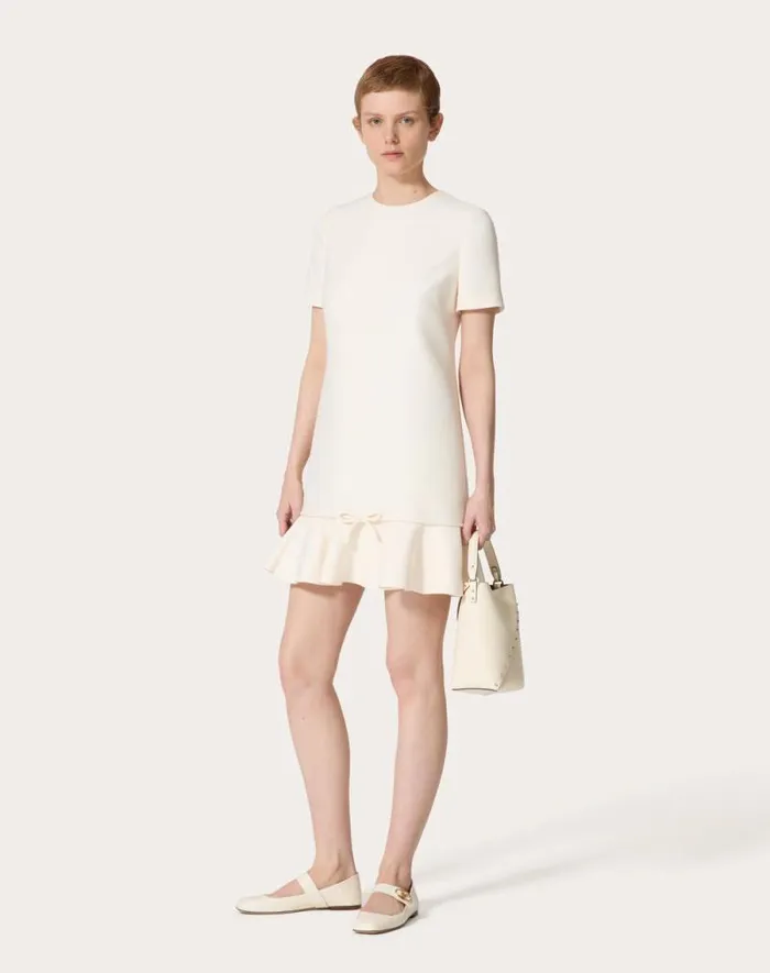 Valentino Shoulder Bags Woman Valentino Garavani Valentino Garavani Rockstud Wispy Calfskin Bucket Bag For Woman In Tobacco Tobacco Valentino Shoulder Bags Woman Valentino Garavani Valentino Garavani Rockstud Wispy Calfskin Bucket Bag For Woman In Tobacco Tobacco