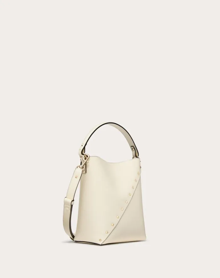Valentino Shoulder Bags Woman Valentino Garavani Valentino Garavani Rockstud Wispy Calfskin Bucket Bag For Woman In Tobacco Tobacco Valentino Shoulder Bags Woman Valentino Garavani Valentino Garavani Rockstud Wispy Calfskin Bucket Bag For Woman In Tobacco Tobacco