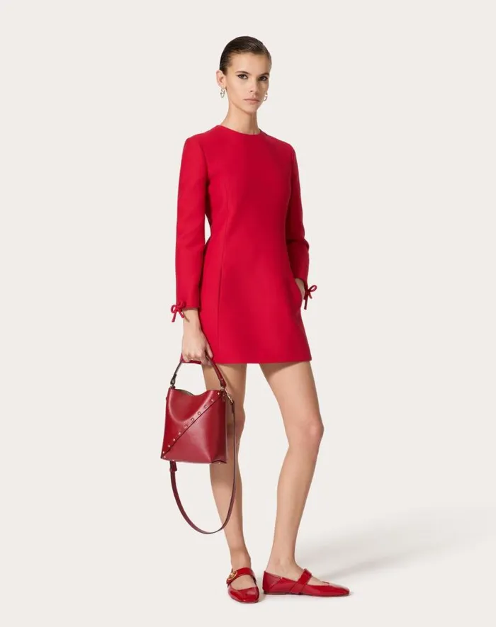 Valentino Shoulder Bags Woman Valentino Garavani Valentino Garavani Rockstud Wispy Calfskin Bucket Bag For Woman In Tobacco Tobacco Valentino Shoulder Bags Woman Valentino Garavani Valentino Garavani Rockstud Wispy Calfskin Bucket Bag For Woman In Tobacco Tobacco