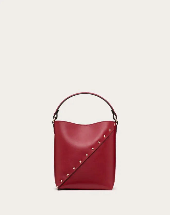 Valentino Shoulder Bags Woman Valentino Garavani Valentino Garavani Rockstud Wispy Calfskin Bucket Bag For Woman In Tobacco Tobacco Valentino Shoulder Bags Woman Valentino Garavani Valentino Garavani Rockstud Wispy Calfskin Bucket Bag For Woman In Tobacco Tobacco