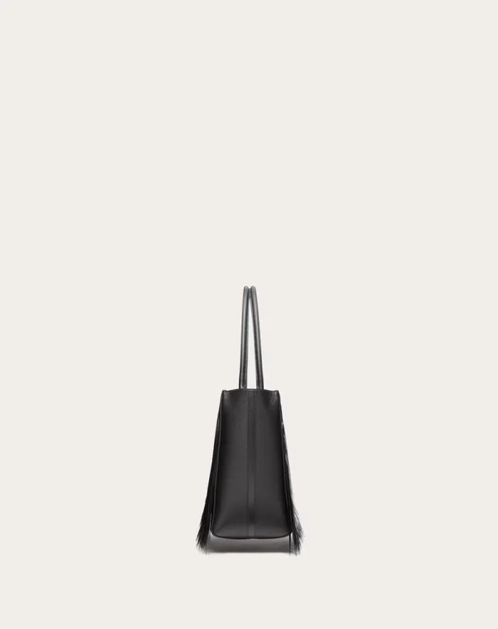Valentino Shoulder Bags Woman Vlogo Locker Medium Tote Shopping Bag With Sequin Fringes For Woman In Black Black Valentino Shoulder Bags Woman Vlogo Locker Medium Tote Shopping Bag With Sequin Fringes For Woman In Black Black