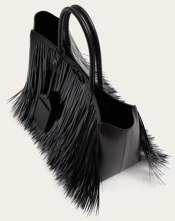 Valentino Shoulder Bags Woman Vlogo Locker Medium Tote Shopping Bag With Sequin Fringes For Woman In Black Black Valentino Shoulder Bags Woman Vlogo Locker Medium Tote Shopping Bag With Sequin Fringes For Woman In Black Black