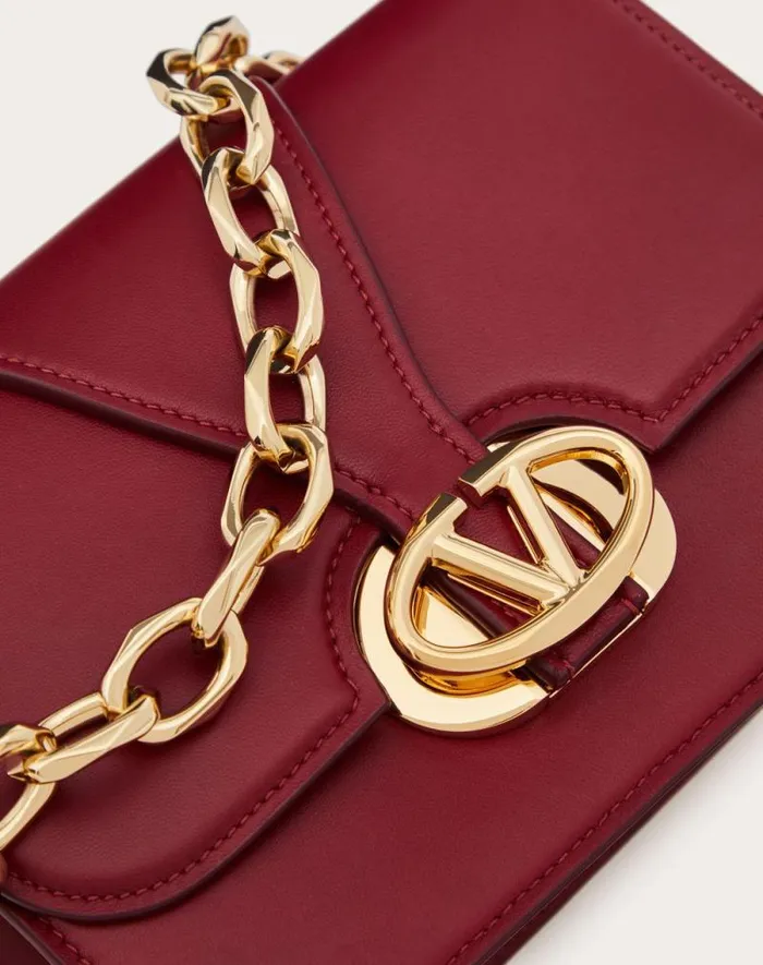 Valentino Shoulder Bags Woman Vlogo O039clock Small Nappa Leather Shoulder Bag With Chain For Woman In Black Black Valentino Shoulder Bags Woman Vlogo O039clock Small Nappa Leather Shoulder Bag With Chain For Woman In Black Black