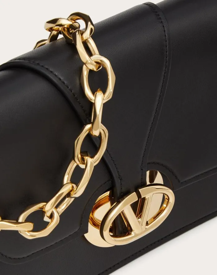 Valentino Shoulder Bags Woman Vlogo O039clock Small Nappa Leather Shoulder Bag With Chain For Woman In Black Black Valentino Shoulder Bags Woman Vlogo O039clock Small Nappa Leather Shoulder Bag With Chain For Woman In Black Black