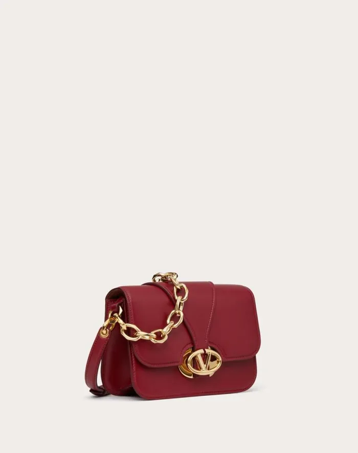 Valentino Shoulder Bags Woman Vlogo O039clock Small Nappa Leather Shoulder Bag With Chain For Woman In Black Black Valentino Shoulder Bags Woman Vlogo O039clock Small Nappa Leather Shoulder Bag With Chain For Woman In Black Black