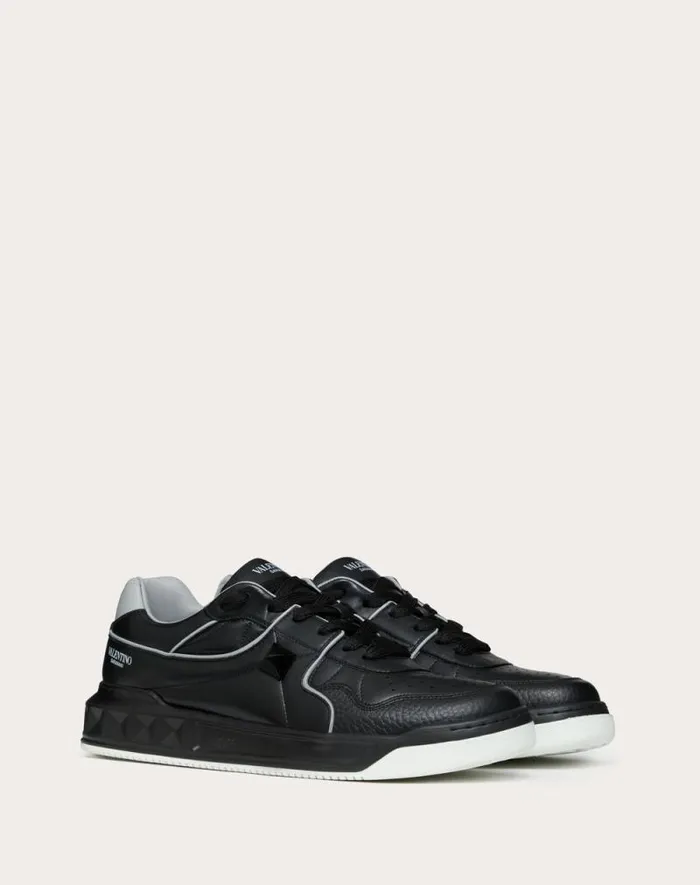 Valentino Sneakers Man One Stud Lowtop Nappa Sneaker For Man In White Black White Black Valentino Sneakers Man One Stud Lowtop Nappa Sneaker For Man In White Black White Black