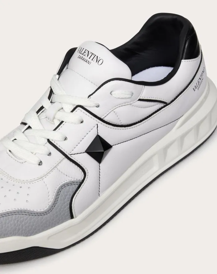 Valentino Sneakers Man One Stud Lowtop Nappa Sneaker For Man In White Black White Black Valentino Sneakers Man One Stud Lowtop Nappa Sneaker For Man In White Black White Black