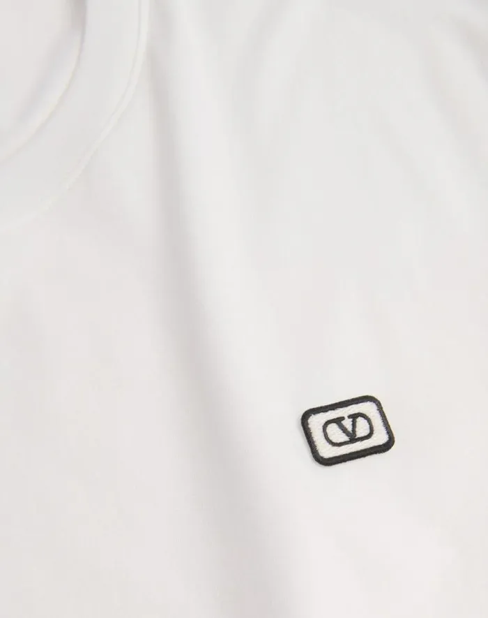 Valentino Tshirts And Sweatshirts Man Cotton Tshirt With Vlogo Patch For Man In Ivory Ivory Valentino Tshirts And Sweatshirts Man Cotton Tshirt With Vlogo Patch For Man In Ivory Ivory