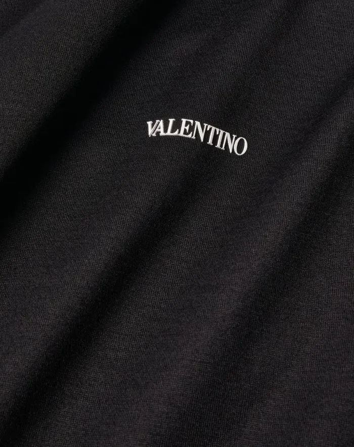 Valentino Tshirts And Sweatshirts Man Valentino Print Cotton Tshirt For Man In Black Black Valentino Tshirts And Sweatshirts Man Valentino Print Cotton Tshirt For Man In Black Black