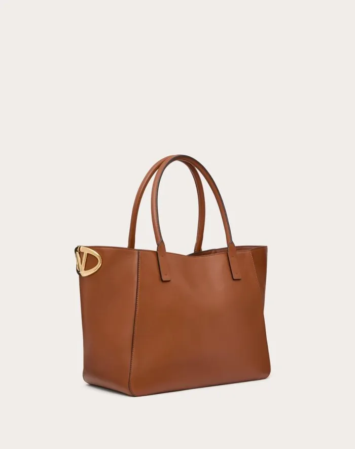 Valentino Totes Woman Vlogo Side Shopping Bag In Nappa Calfskin For Woman In Tobacco Tobacco Valentino Totes Woman Vlogo Side Shopping Bag In Nappa Calfskin For Woman In Tobacco Tobacco