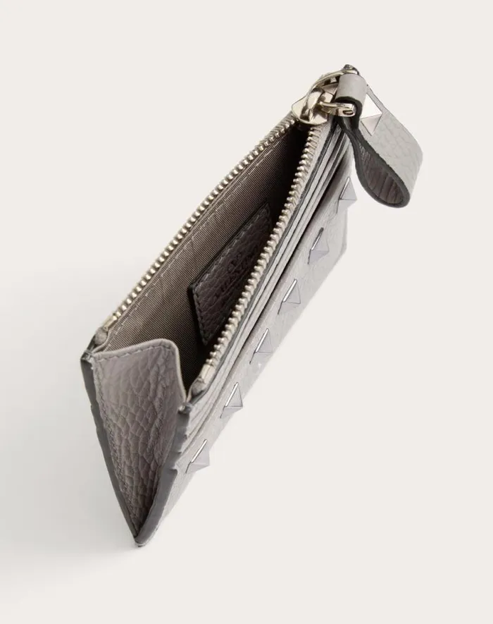 Valentino Wallets And Small Leather Goods Woman Rockstud Grainy Calfskin Cardholder With Zipper For Woman In Grey Grey Valentino Wallets And Small Leather Goods Woman Rockstud Grainy Calfskin Cardholder With Zipper For Woman In Grey Grey