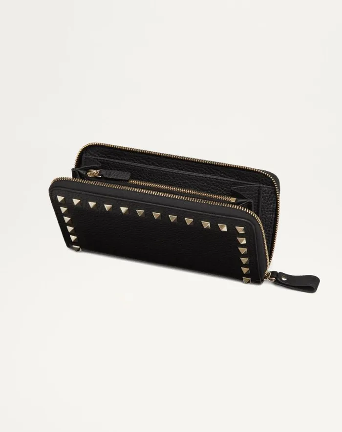 Valentino Wallets And Small Leather Goods Woman Rockstud Grainy Calfskin Zippered Wallet For Woman In Black Black Valentino Wallets And Small Leather Goods Woman Rockstud Grainy Calfskin Zippered Wallet For Woman In Black Black