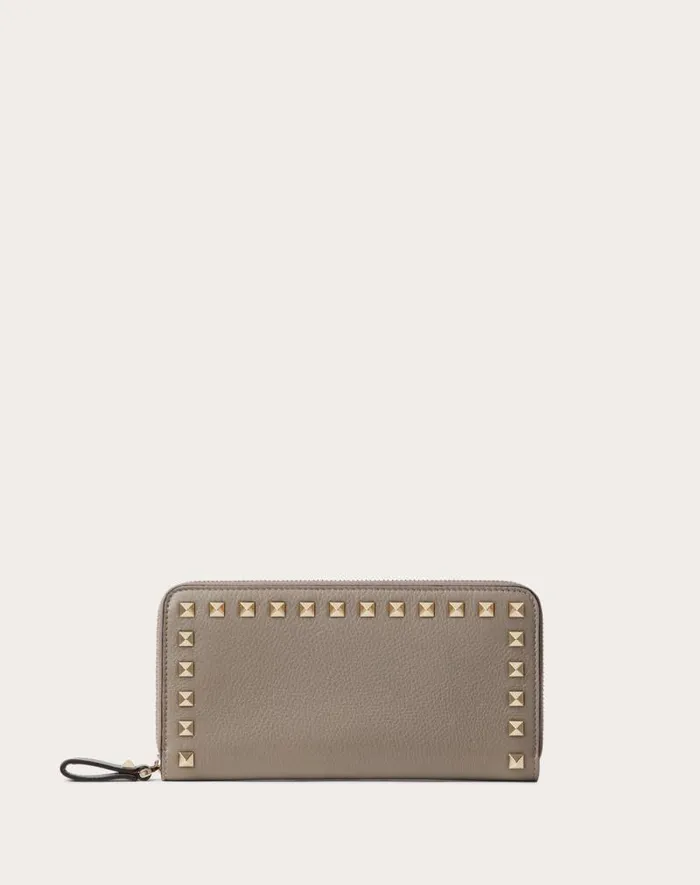 Valentino Wallets And Small Leather Goods Woman Rockstud Grainy Calfskin Zippered Wallet For Woman In Black Black Valentino Wallets And Small Leather Goods Woman Rockstud Grainy Calfskin Zippered Wallet For Woman In Black Black