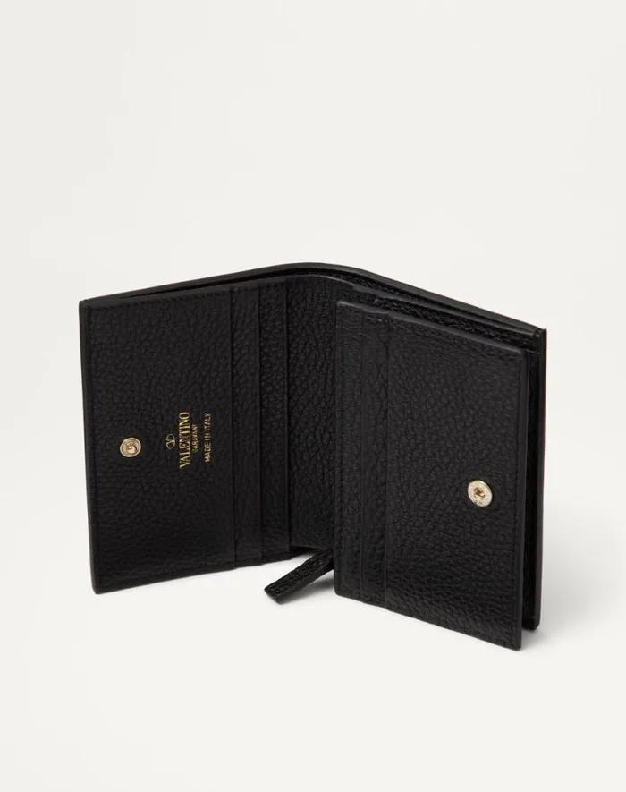 Valentino Wallets And Small Leather Goods Woman Small Rockstud Grainy Calfskin Wallet For Woman In Rosso Valentino Rosso Valentino Valentino Wallets And Small Leather Goods Woman Small Rockstud Grainy Calfskin Wallet For Woman In Rosso Valentino Rosso Valentino