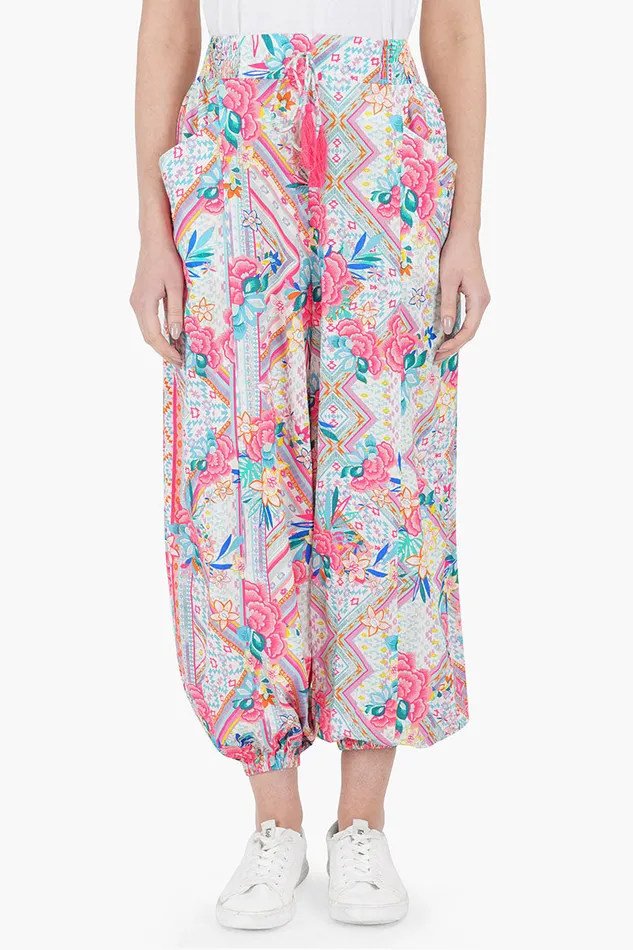 Women America and Beyond Pink Carnation Trousers Pants