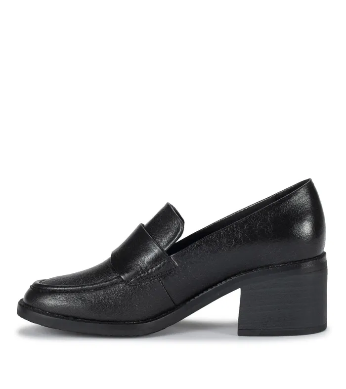Women Baretraps Flats and Loafers Accord Penny Loafer Black