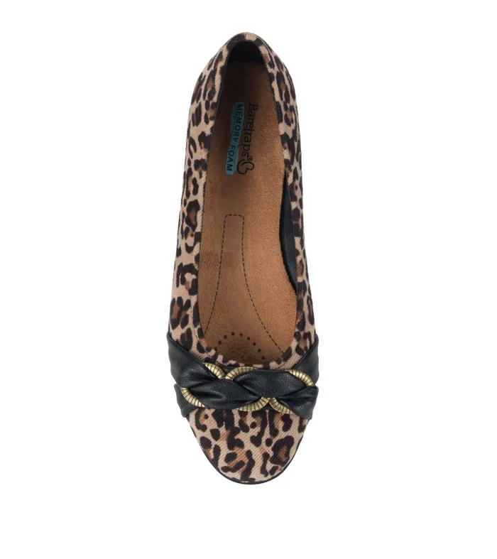 Women Baretraps Flats and Loafers Aurora Flat Brown Multi