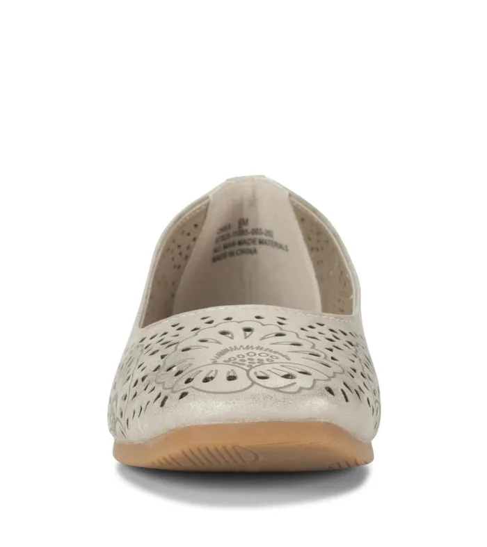 Women Baretraps Flats and Loafers Chika Casual Flat Champagne
