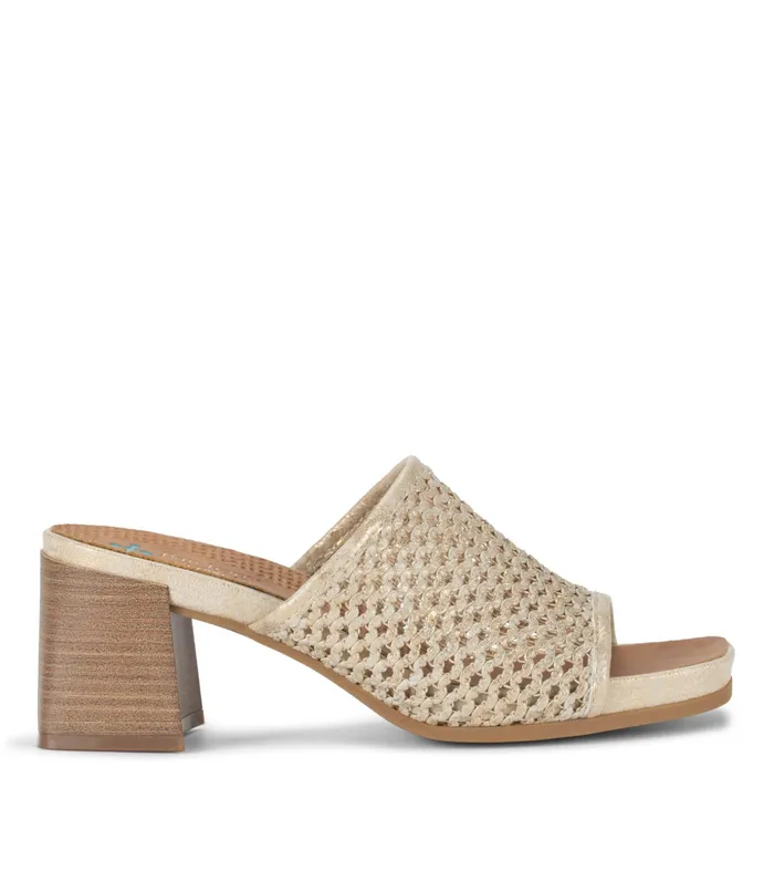 Women Baretraps Posture Plus Sandals Brenda Block Heel Sandal Light Gold