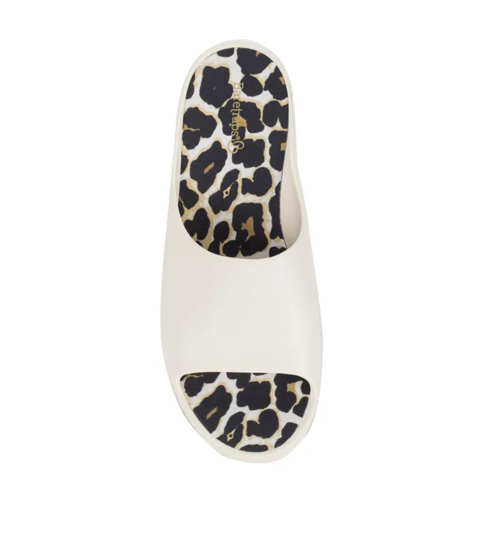 Women Baretraps Slides and Slip On Sandals Parvati Platform Sandal Cream