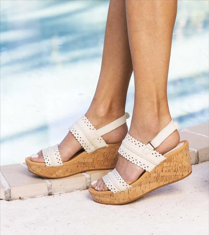 Women Baretraps Wedge Sandals Rene Wedge Sandal Cream