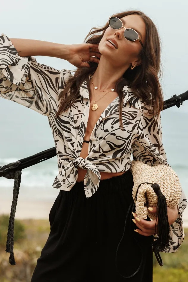 Women Blouses and Shirts Petal and Pup Fleetwood Blouse Santino Print