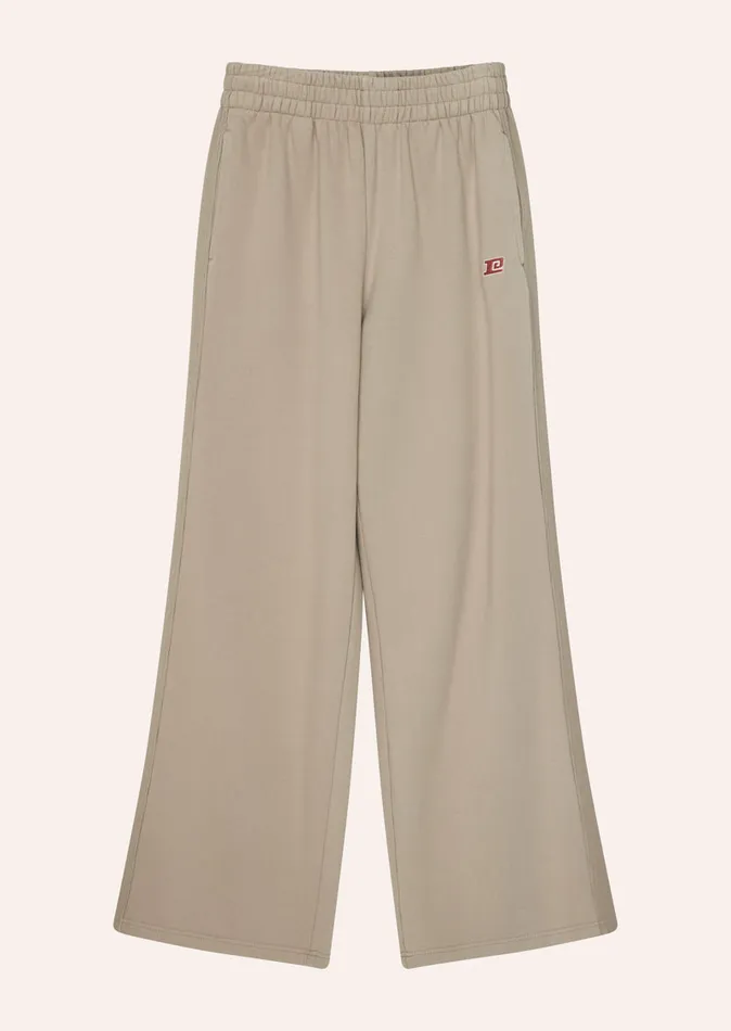 Women EASTSIDE TRACKPANT IN OXFORD TAN Pants PE Nation