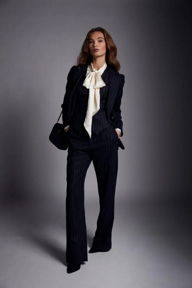 Women In Stock Tailoring Holland Cooper High Waisted Straight Trouser Navy Chalk Pin Stripe Women In Stock Tailoring Holland Cooper High Waisted Straight Trouser Navy Chalk Pin Stripe