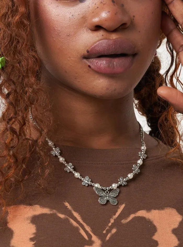 Women Minga London Shop All Mythical Butterfly Pearl Necklace Women Minga London Shop All Mythical Butterfly Pearl Necklace