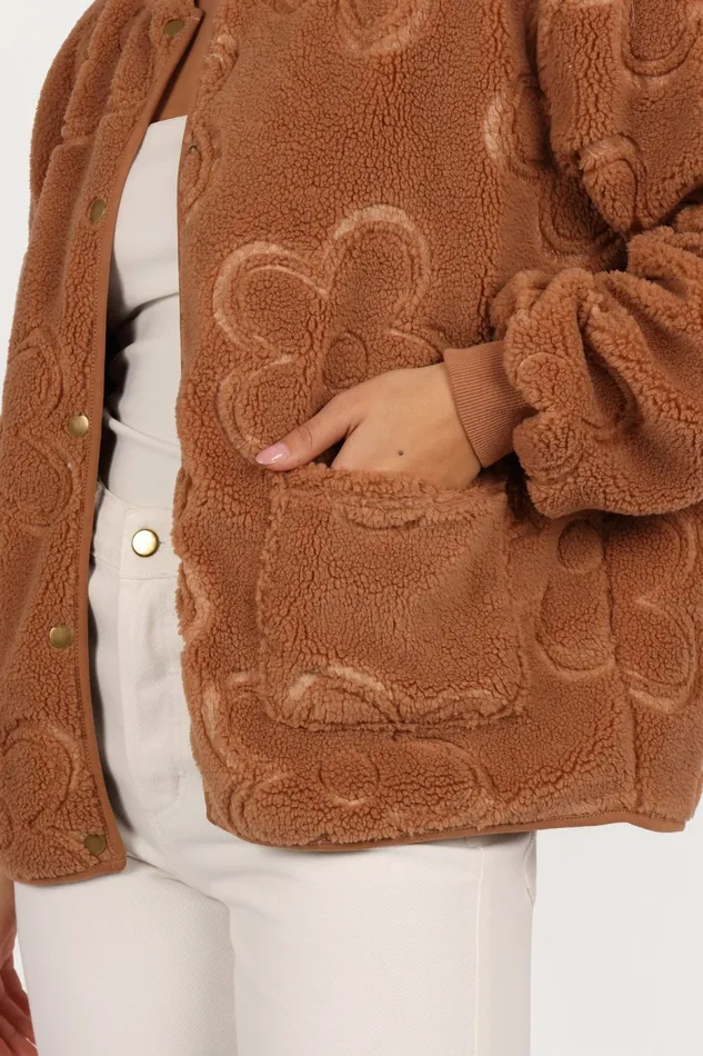 Women Petal and Pup Lasky Flower Pattern Button Down Jacket Camel Jackets and Coats