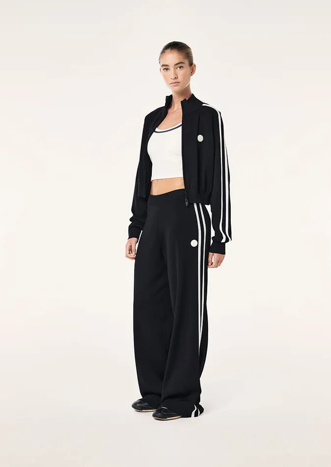 Women RETREAT JACKET IN BLACK Jackets PE Nation
