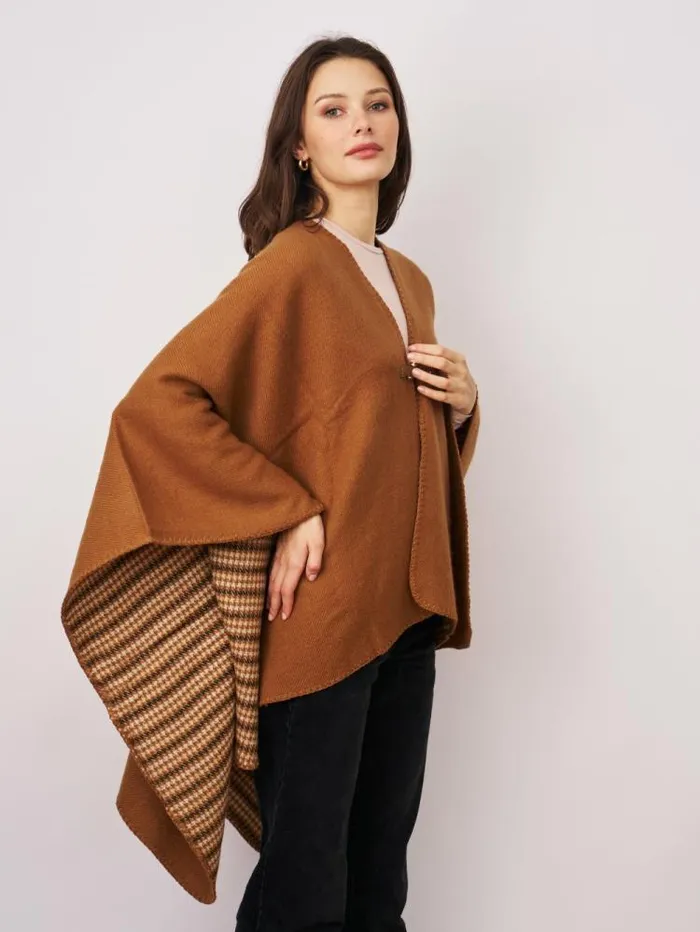 Women Vintage Havana Sweaters WHIPSTITCH RUANA 8211 TANIVORY One Size