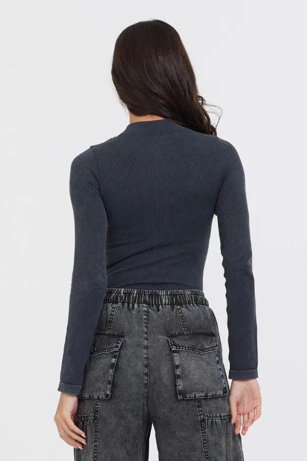 Women Vintage Havana Tees Washed Mountain Seamless Mock Neck Top Grey